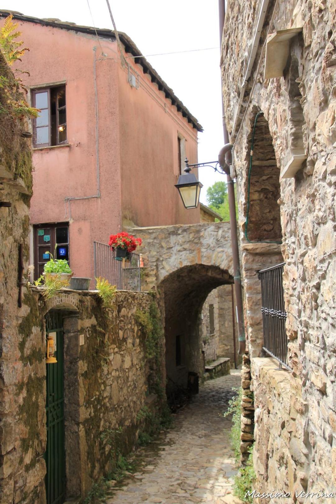 Medieval Village B&B Ne Buitenkant foto